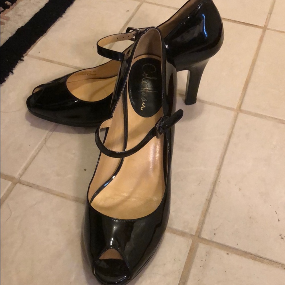 Cole Haan Patent Peep Toes, size 8
